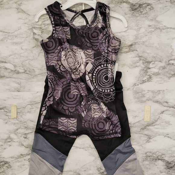 GAIAM Other - GAIAM Girls Yoga Outfit 2 piece Set